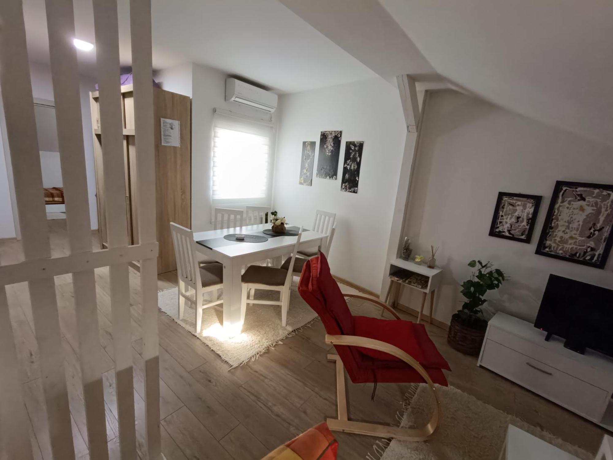 Apartmani S - Dsn Kraljevo Ngoại thất bức ảnh