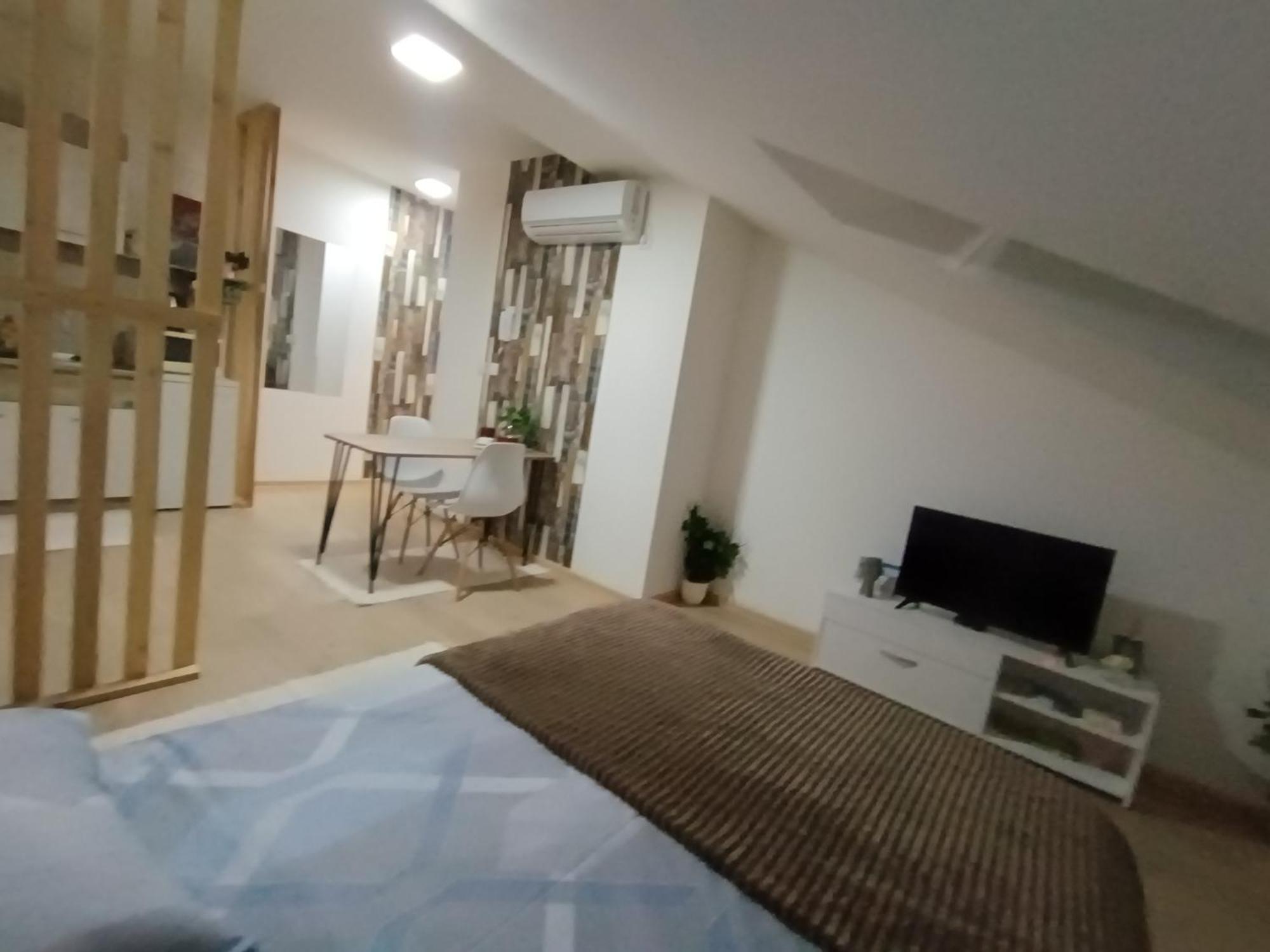 Apartmani S - Dsn Kraljevo Ngoại thất bức ảnh